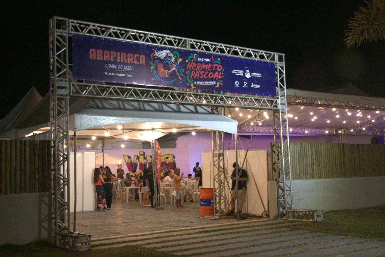Entrada do Festival Hermeto Pascoal de Música Universal